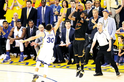 Warriors supera de nuevo a Cavaliers