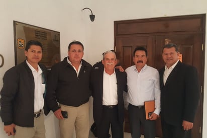 Participa Florencio Siller en la firma del Pacto por la Paz Laboral