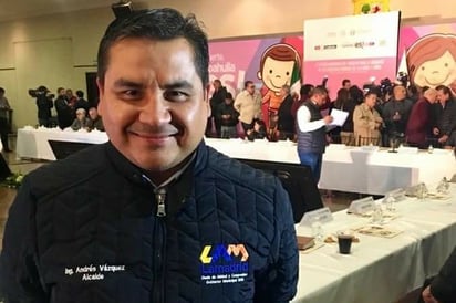 Calienta alcalde las redes sociales