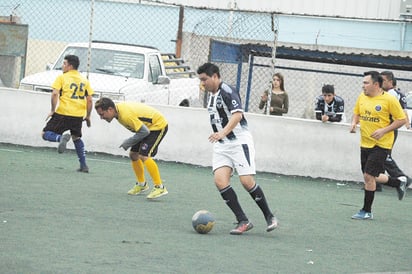 Invitan a participar en la Liga Corona