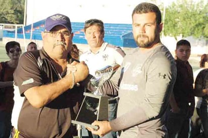 Premiaron a los campeones