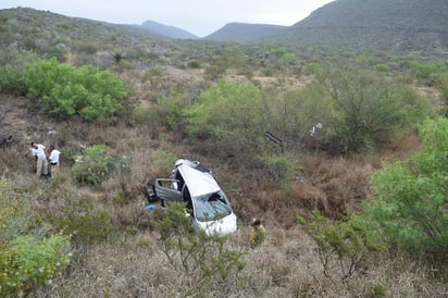 Muere en volcadura vendedor ambulante