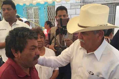 Pide Martín apoyo al alcalde, Florencio Siller