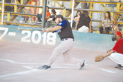 Yaquis “blanquea” a los Aztecas