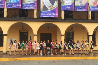 Presentan a candidatas a reina de la primavera