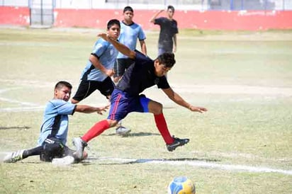 Necios encabeza la tabla general