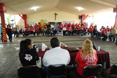 Reconocen a los fundadores de Estación 70 de Bomberos