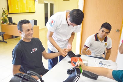 Exámenes a boxeadores y luchadores