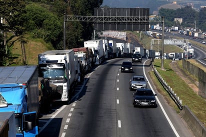 Cancelan más de 270 vuelos en Brasil