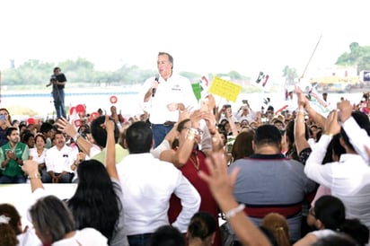 Vamos a regresar la paz y tranquilidad a Veracruz: Meade