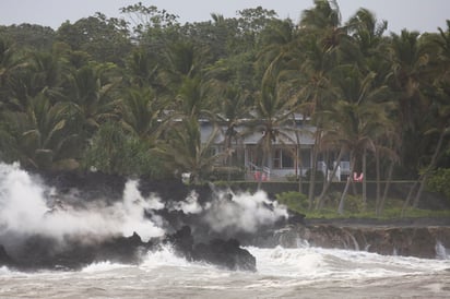 Lava del Kilauea llega al Océano Pacífico