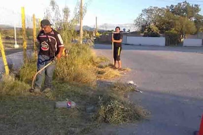 Rehabilitan cancha de Básquetbol del Ejido Soledad