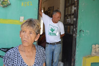 Vecinos tienen 15 días con fuga de agua