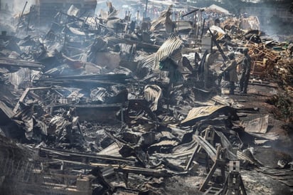 Incendio deja 15 muertos y 70 heridos