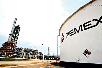 Producción petrolera de Pemex cae 7.5% en mayo