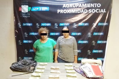 Detienen a 2 panistas con 330 mil pesos