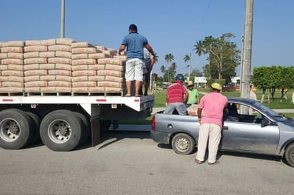 Venderán cemento y tinacos a bajo costo