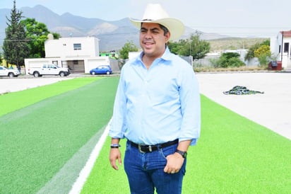 Alcalde se reintegra a sus labores normales