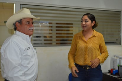 Exhorta el alcalde a su equipo a dar un buen servicio a la población