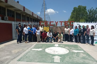 Trabajan bajo protesta en CECYTEC Castaños