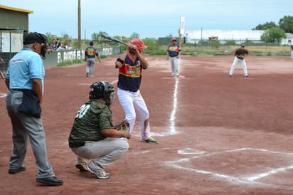 Suspenden juegos por lluvia