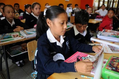 Inician clases 25 millones con nuevo modelo educativo