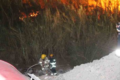 Se intoxica bombero