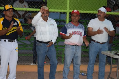 Inauguran softbol municipal