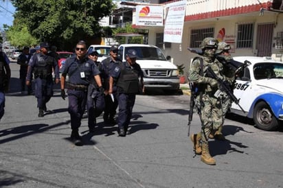 Dan 72 horas a alcalde de Acapulco para explicar faltante de 342 armas