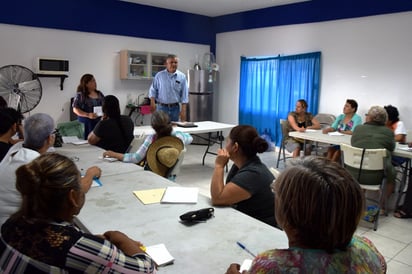 Inicia taller ‘Pequeñas Industrias’