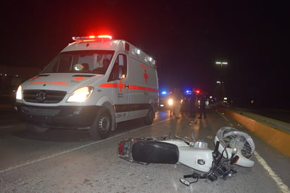 Derrapa ebrio en motocicleta