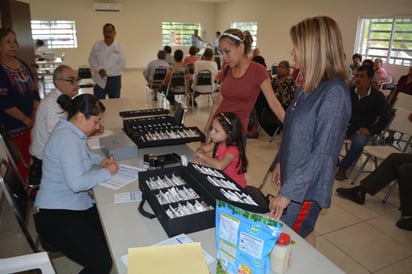 Realizan segunda campaña de detección de enfermedades de la vista