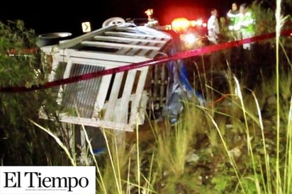 Seis migrantes mueren en volcadura en Chiapas; sin relación con caravana: autoridades