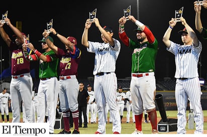 Piña , Obeso y Haro en el Equipo Ideal