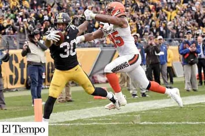 Pittsburg firme en el liderato