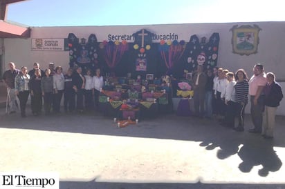 Celebran día de muertos en escuelas