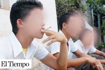 Fuman ’mota’ en kermés de Secundaria 2