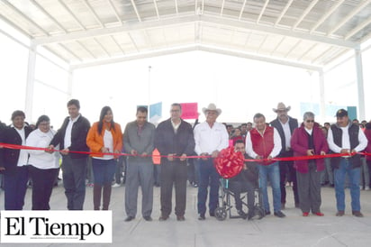 Estrena CONALEP techo estructural