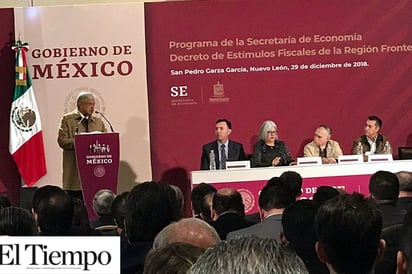 AMLO firma decreto para dar estímulos fiscales a la Frontera Norte