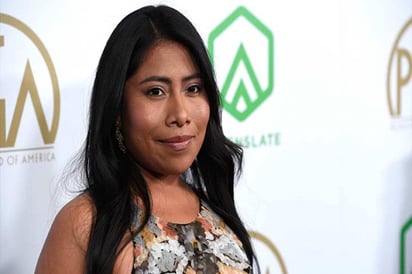 La blusa oaxaqueña que lució Yalitza en revista de EU