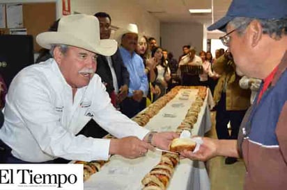 Aparecen los Reyes Magos en Presidencia Municipal