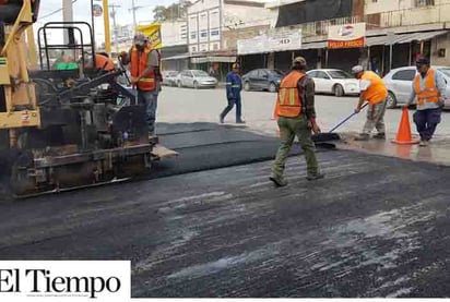 Comprueba ‘Lencho’ Siller calidad de pavimento