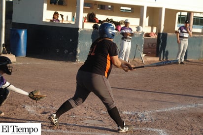 Diablas ganan el duelo