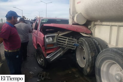 Se impacta Vs un tráiler