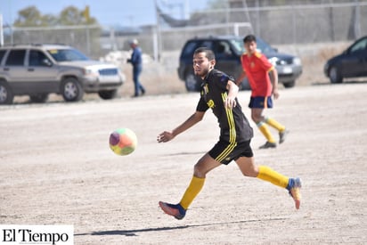 Rogo gana en penales