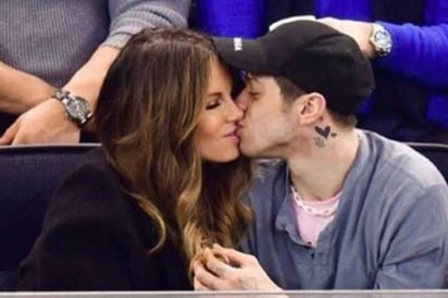 Pete Davidson y Kate son captados besándose en público