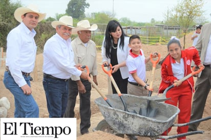 Llevan obra a Escuela Técnica 60