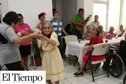 Busca la CNDH concientizar en trato digno a Adultos Mayores