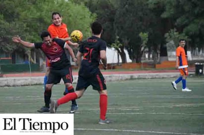 Alcohólicos no afloja el paso