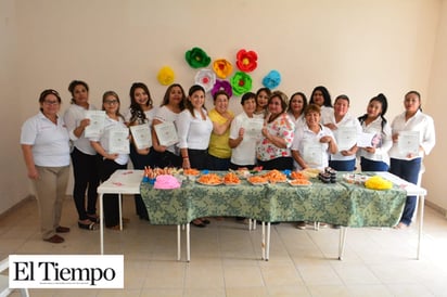 Termina curso de belleza